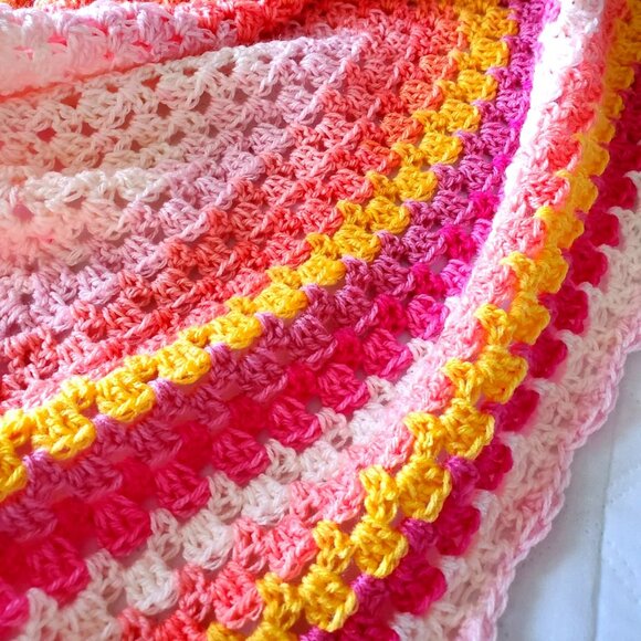 Crochet BABY BLANKET AFGHAN GRANNY SQUARE 29"x 29" PINK YELLOW ORANGE WHITE - Picture 7 of 11
